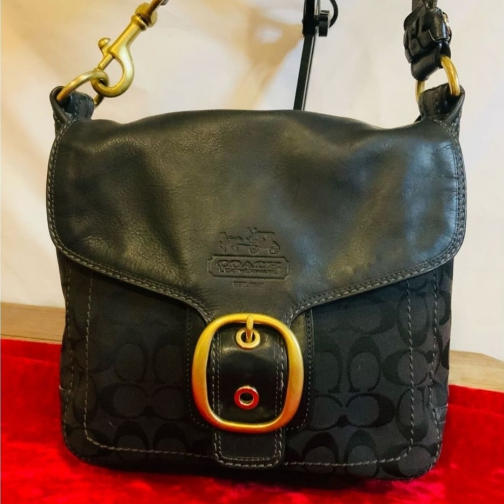 Vintage Coach Legacy Bleeker Shoulder Bag